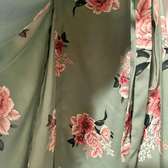 Loft floral midi lightweight light green long sleeve wrap dress size 00P - Picture 2 of 9